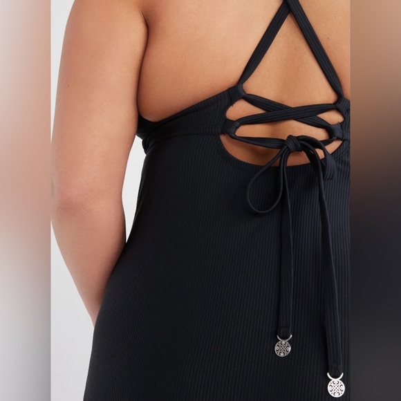 Time And Tru Womens Black Ribbed Plunge X-Back One Piece Swimsuit Size XS - Picture 3 of 10